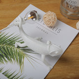 Modern Asztali Lámpa Gyanta Gyík Motívummal