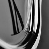 Salvador Dalí Olvadó órái